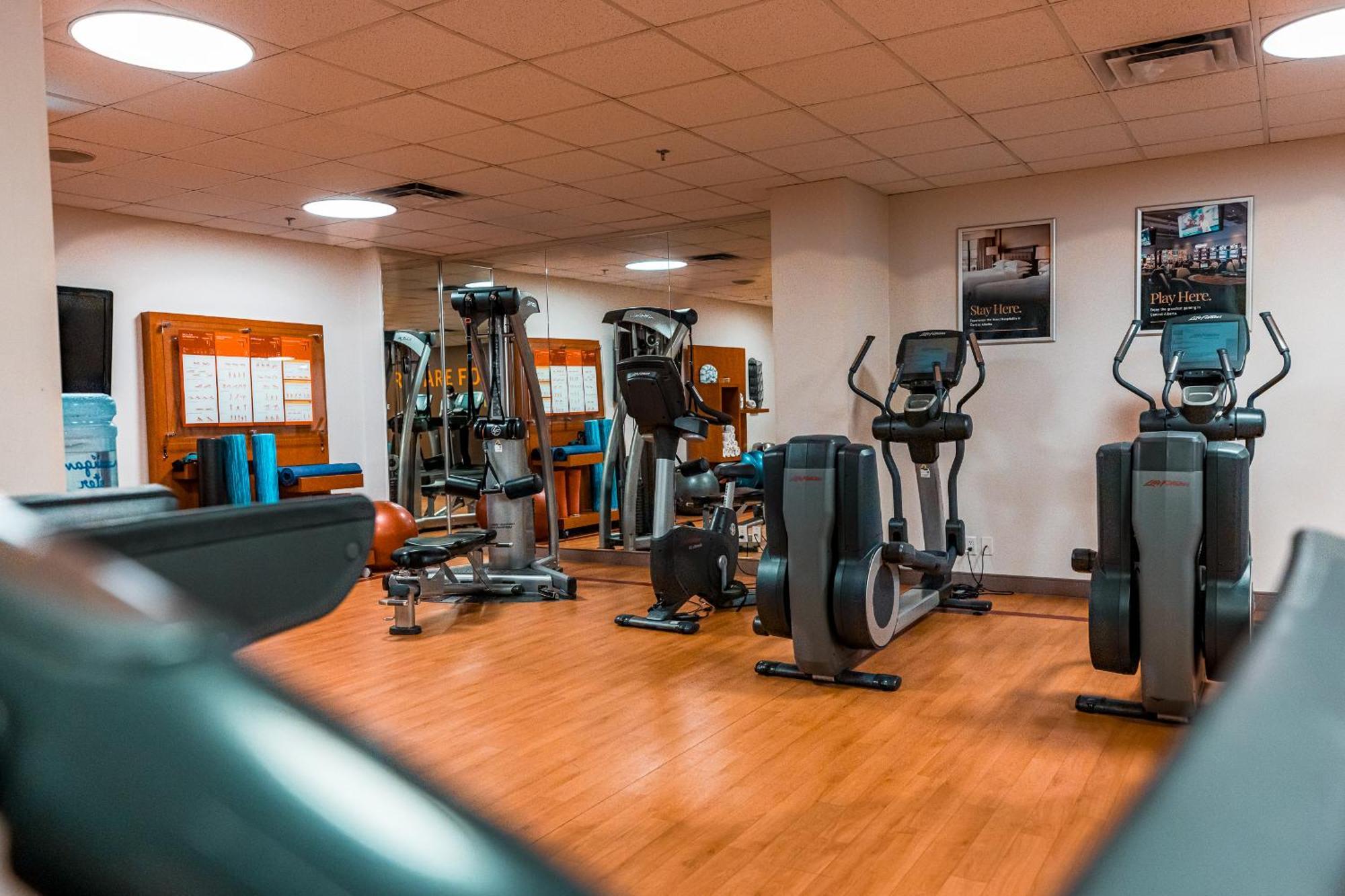 Red Deer Resort & Casino Bagian luar foto