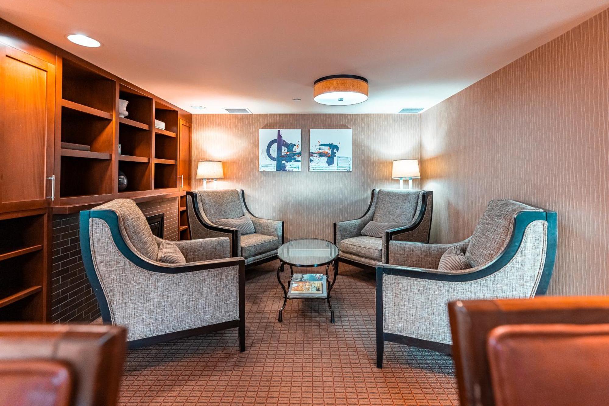 Red Deer Resort & Casino Bagian luar foto